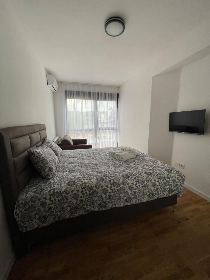 Leo Lux 2 Apartman Ni Kültér fotó