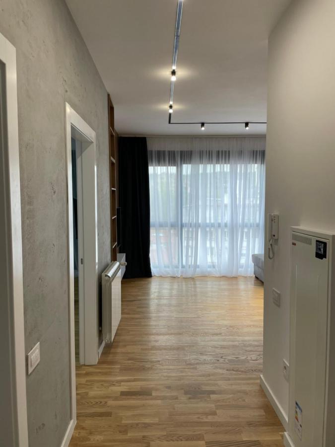 Leo Lux 2 Apartman Ni Kültér fotó
