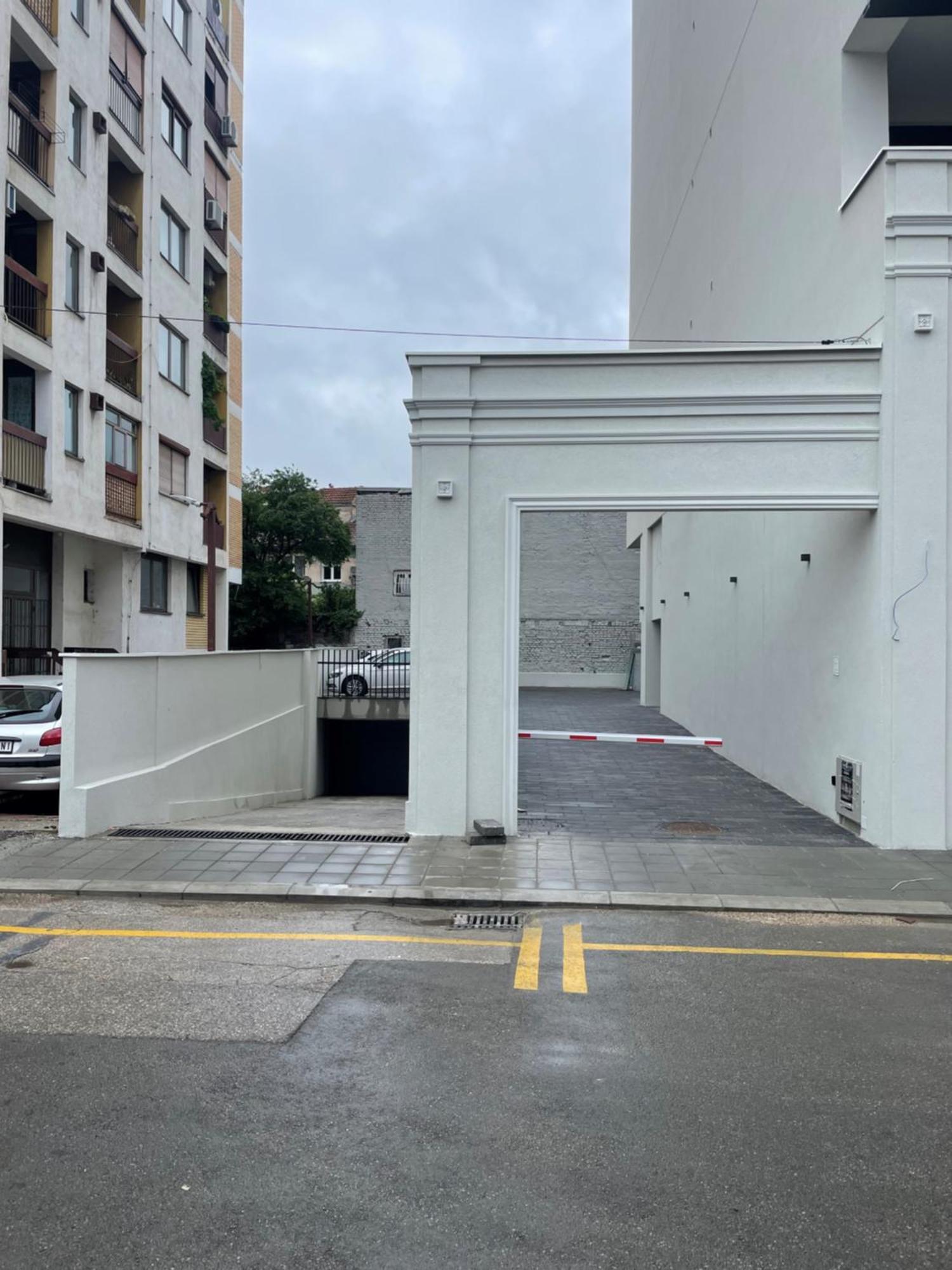 Leo Lux 2 Apartman Ni Kültér fotó